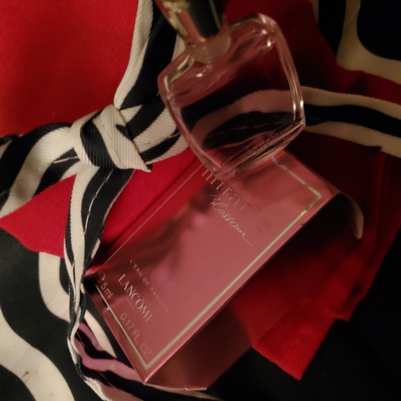 Women's Perfume (MIRACLE BLOSSOM) By Lancome - Picture 3 of 5